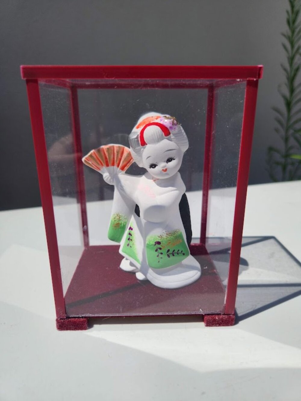 Vintage Japanese Hakata Ceramic Geisha Doll Japan Holding Fan Sealed Red Glass D